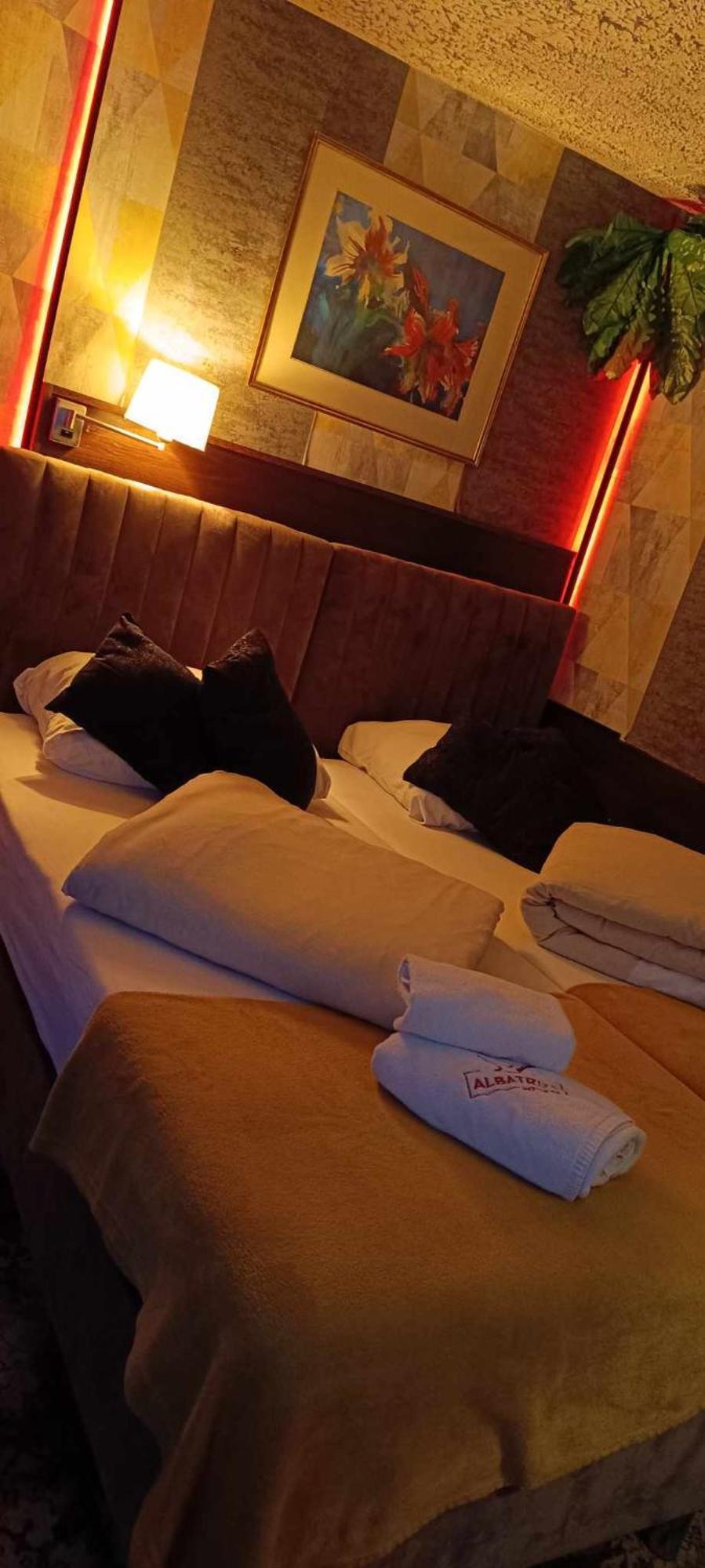 Zajazd Albatros Rzeszow Spa Extérieur photo