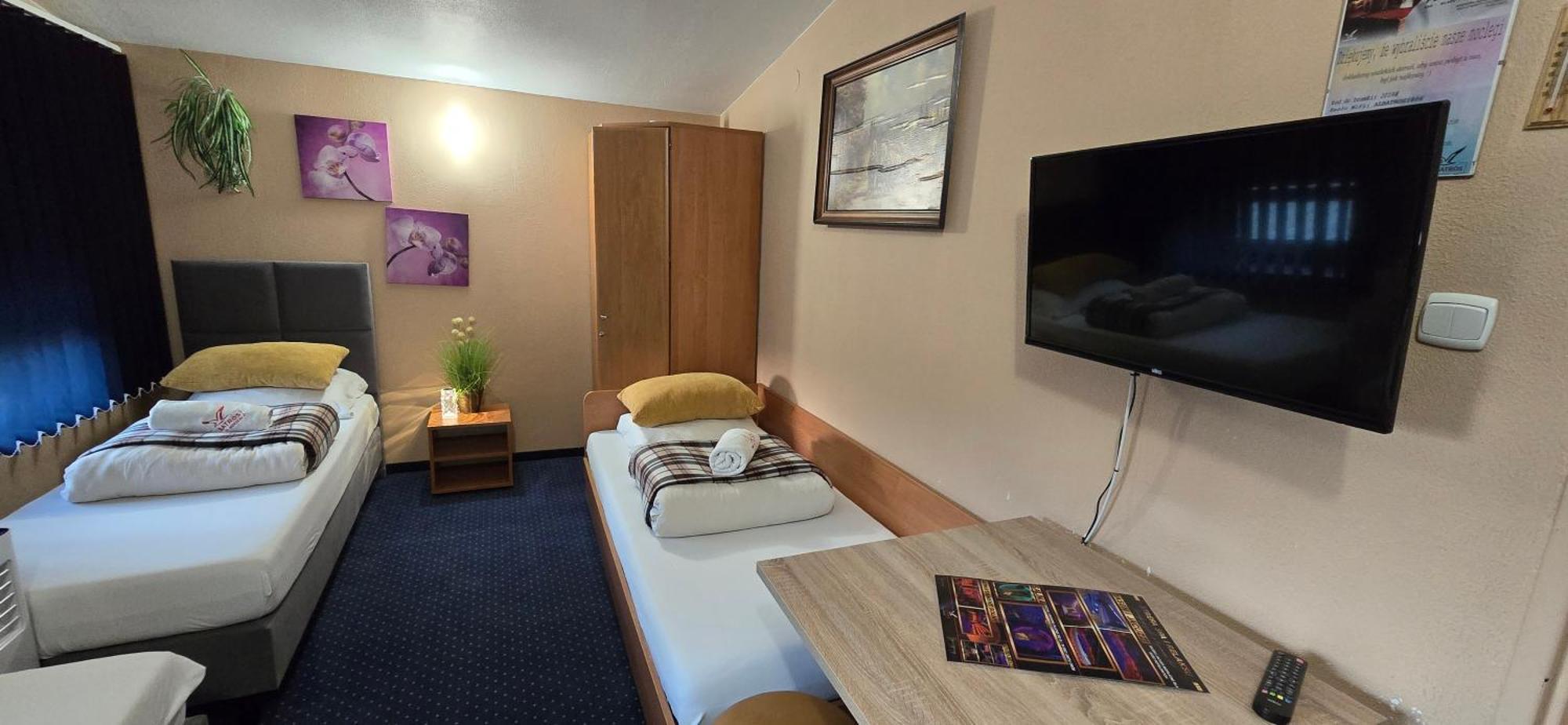 Zajazd Albatros Rzeszow Spa Extérieur photo